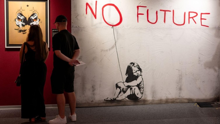 Nederlanders vertrouwen hun baas, maar verliezen geloof in vooruitgang